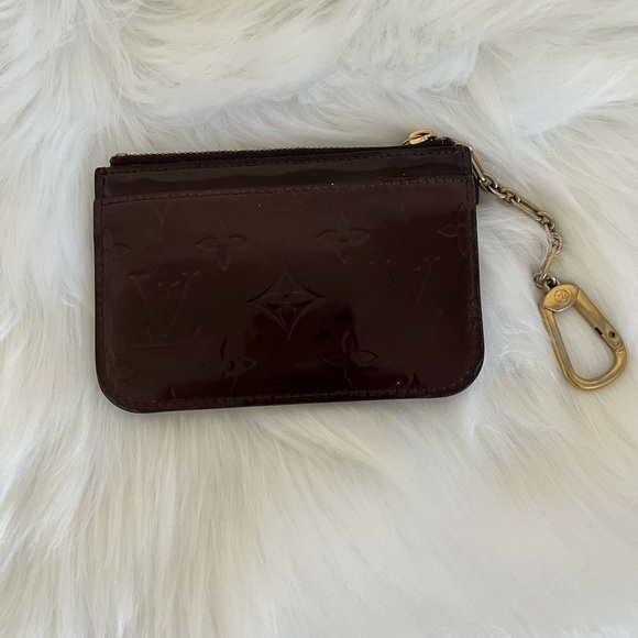 Louis Vuitton Burgundy Vernis key Case Pouchette Amarante Monogram EUC - Picture 5 of 16